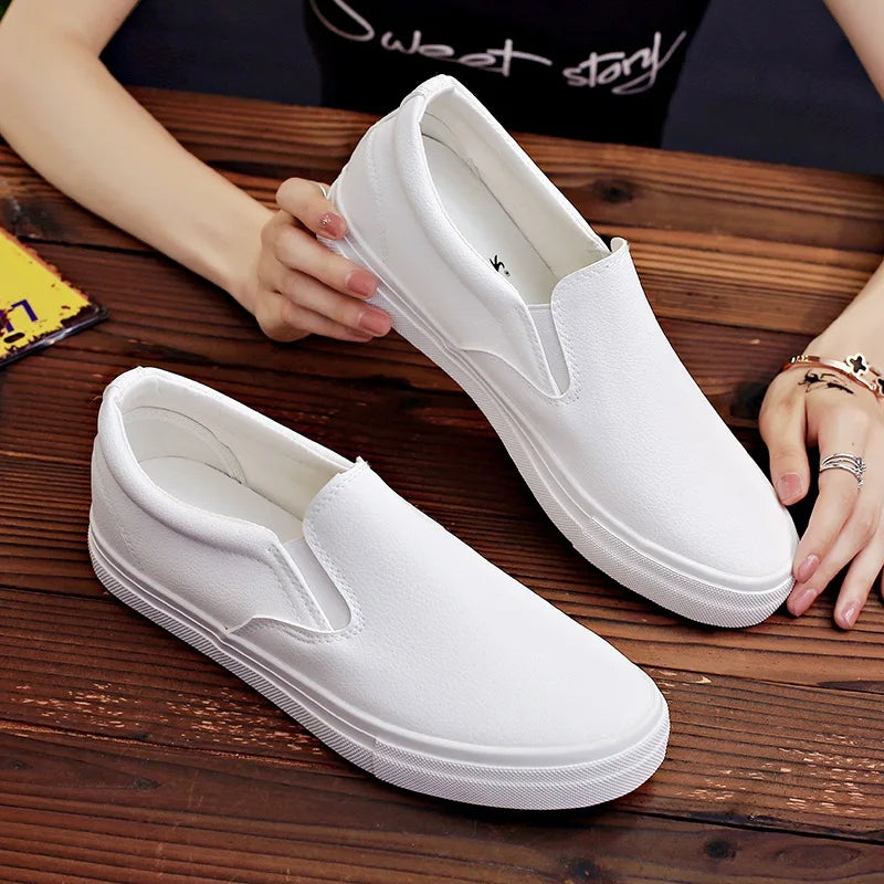 Fashion Cool Young Men Street Shoes Soft Flat Mens Casual Shoes Brand Male Footwear Black White Shoes KA3764